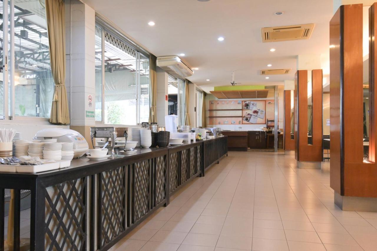 Rattana Park Hotel Phitsanulok Exterior foto